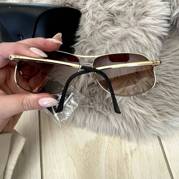 Title: Ray-Ban Polarized Sunglasses | Brand New in Box | Stylish UV Protection main image 2